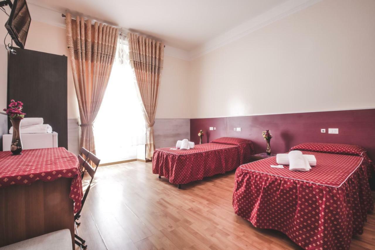 Vertex Guest House ローマ エクステリア 写真