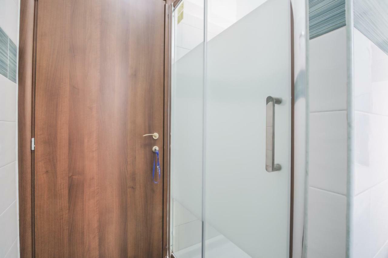 Vertex Guest House ローマ エクステリア 写真